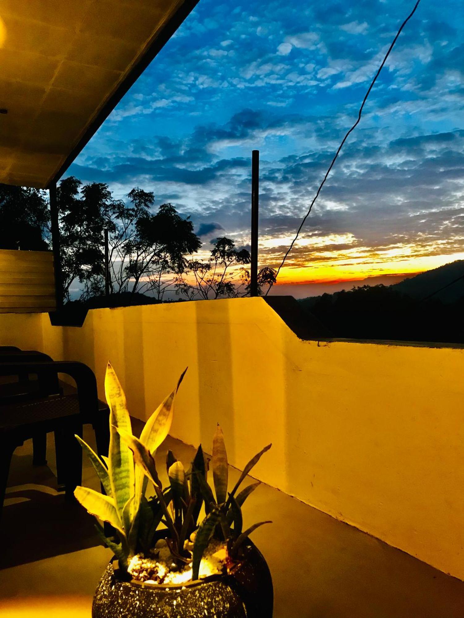 Cloud Nine Kandy Exterior foto